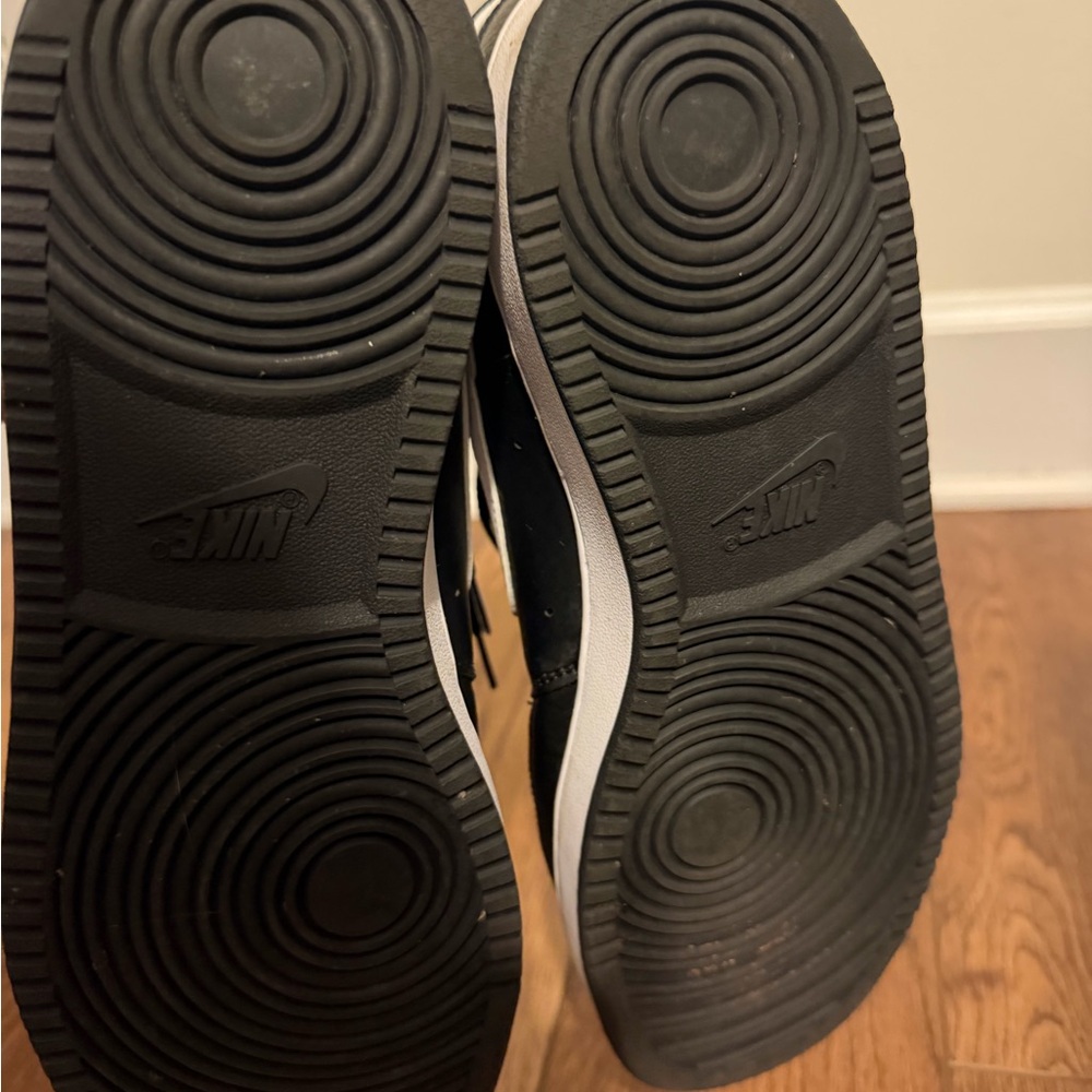 Nike Men's Court Vision Black and White Sneakers - Picture 6 of 8